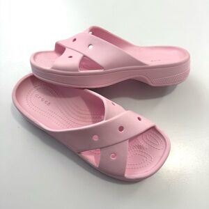 Crocs Pink Classic Cross Strap Women’s Sz 9 Sandals Coastal Beachy Slides Casual
